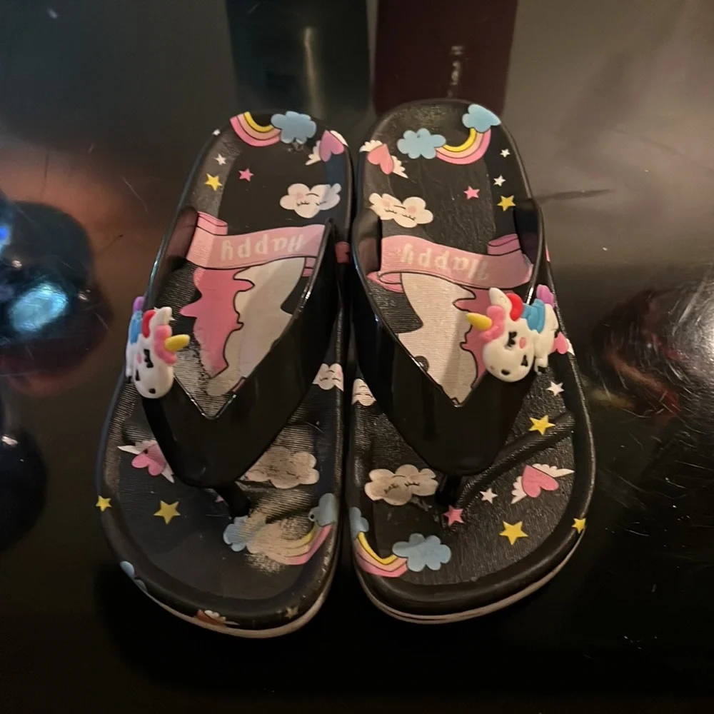 🆑FINAL PRICE‼️ Girls size 30 (12) black unicorn flip flops